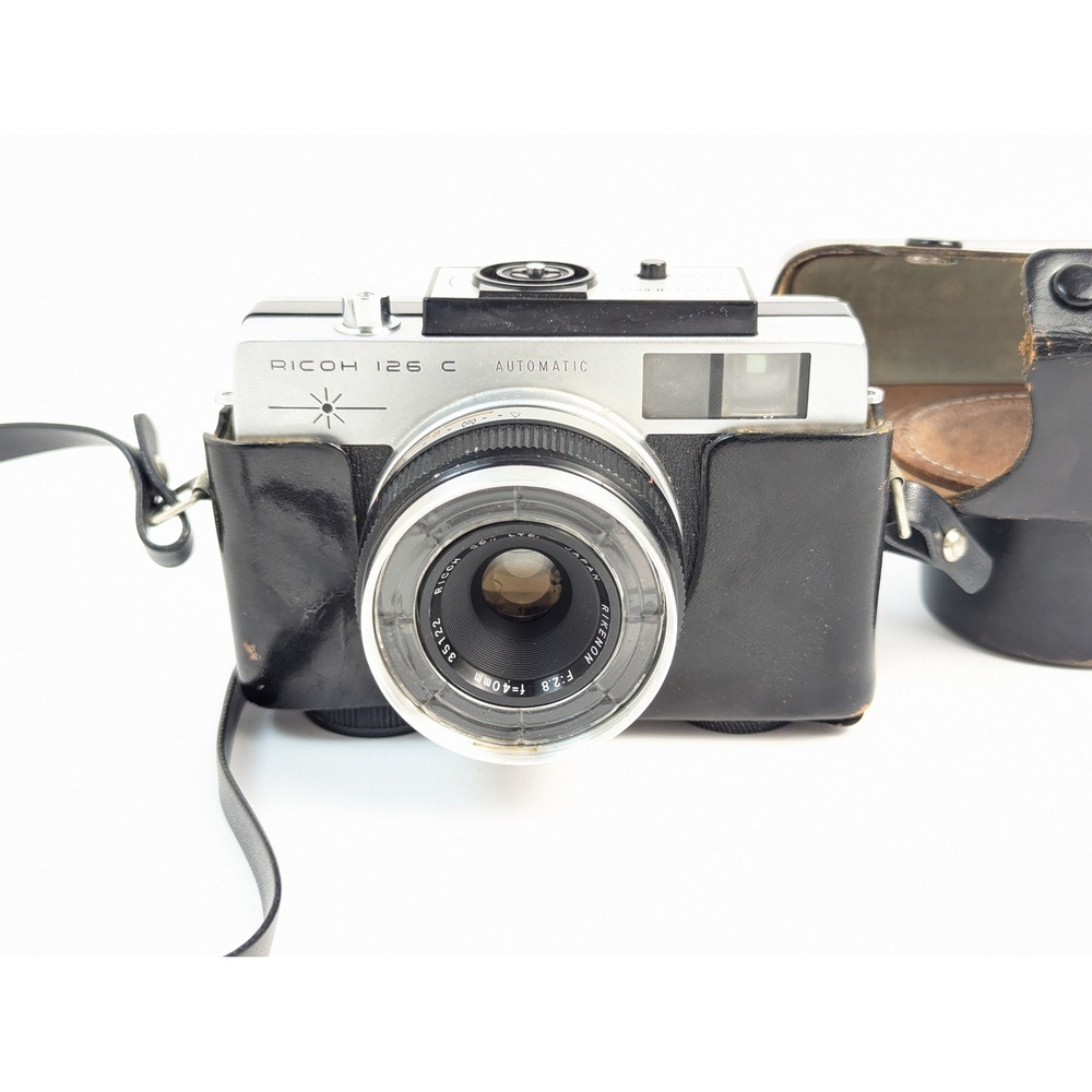 Ricoh 126 C Automatic Film‎ Camera 40mm f2.8 Rikenon Tested Working Case